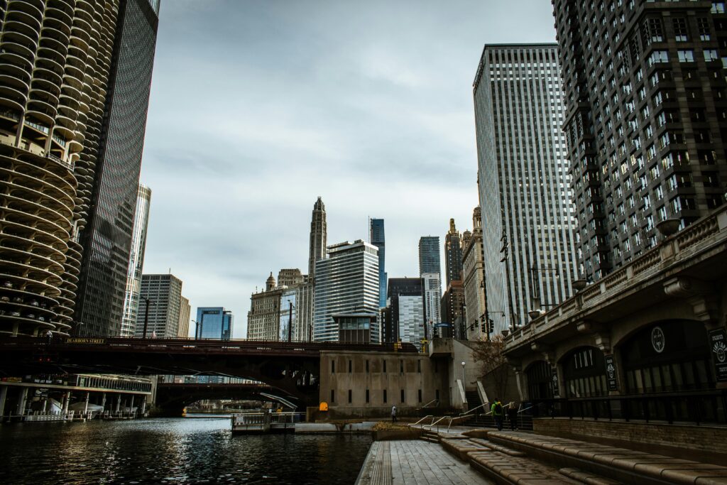 Exploring the Beauty of Chicago Riverwalk